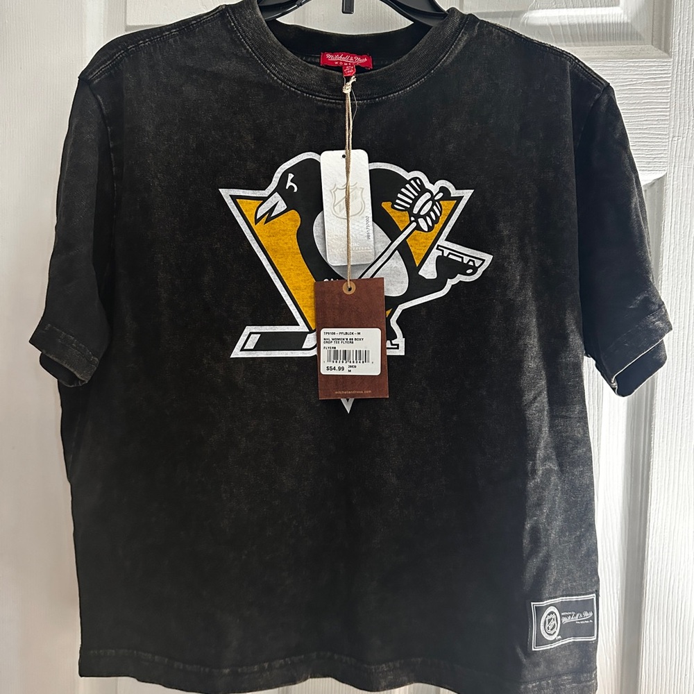 Pittsburgh Penguins Cropped Women's Black T-Shirt